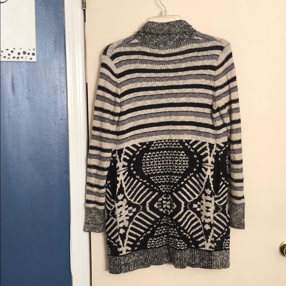 Urban Outfitters Cardigan - Picture 3 of 3